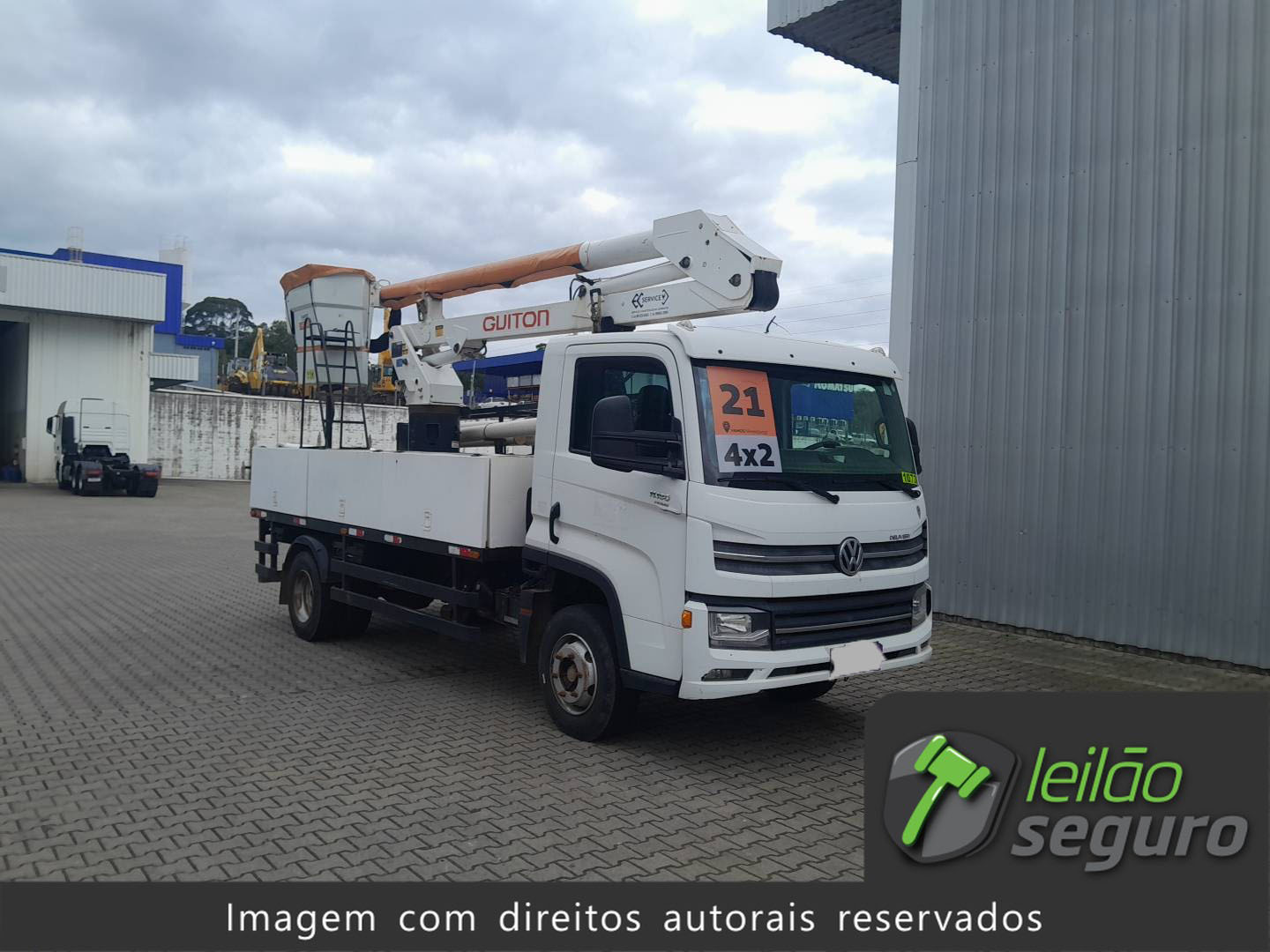 LOTE 080 VOLKSWAGEN 11.180 DELIVERY 4X2 2020/2021
