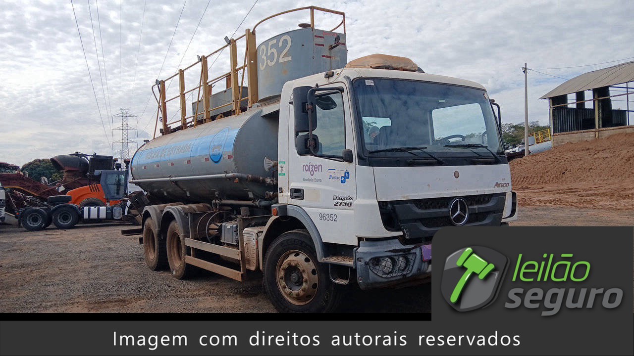 LOTE 089 MERCEDES-BENZ ATEGO 2730 6X4 CE 2017/2017