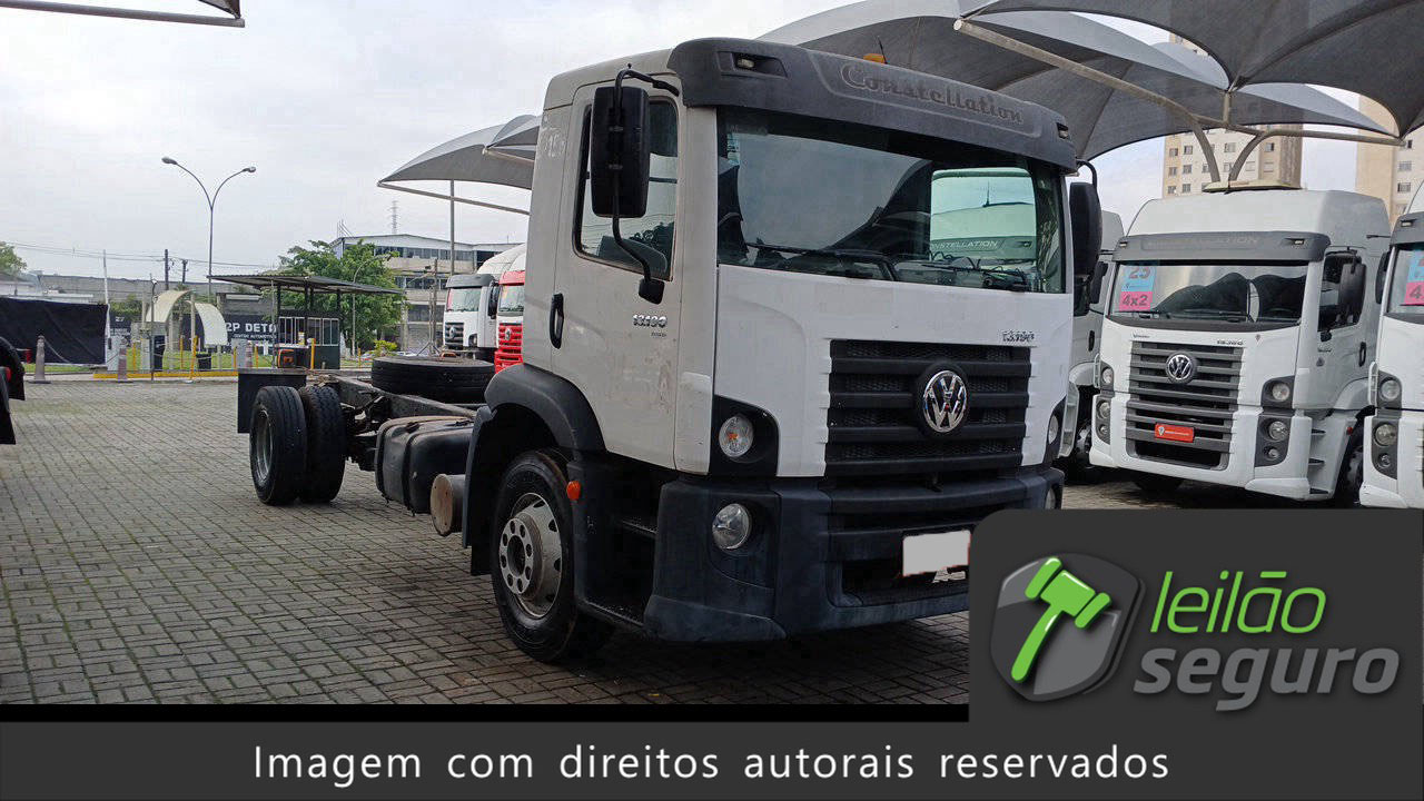 LOTE 106 VOLKSWAGEN 13.190 CRM 4X2 2019/2020