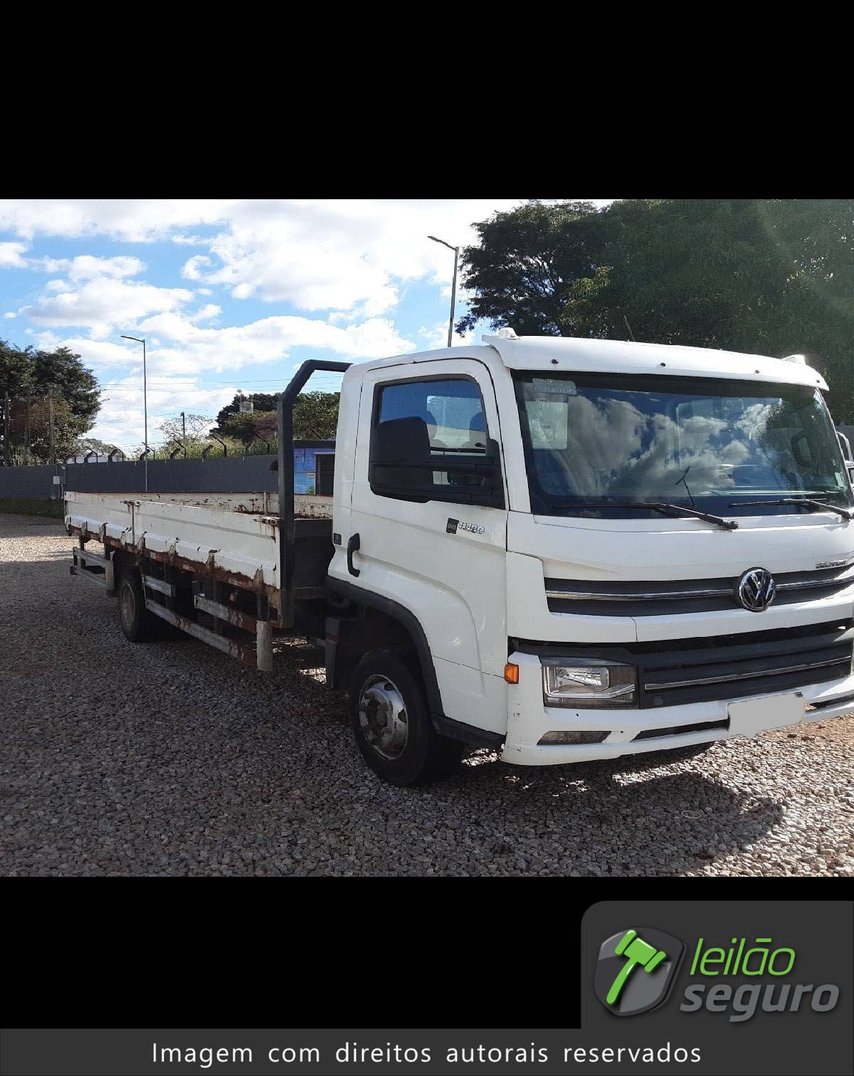 LOTE 118 VOLKSWAGEN 11.180 DELIVERY 4X2 2022/2023