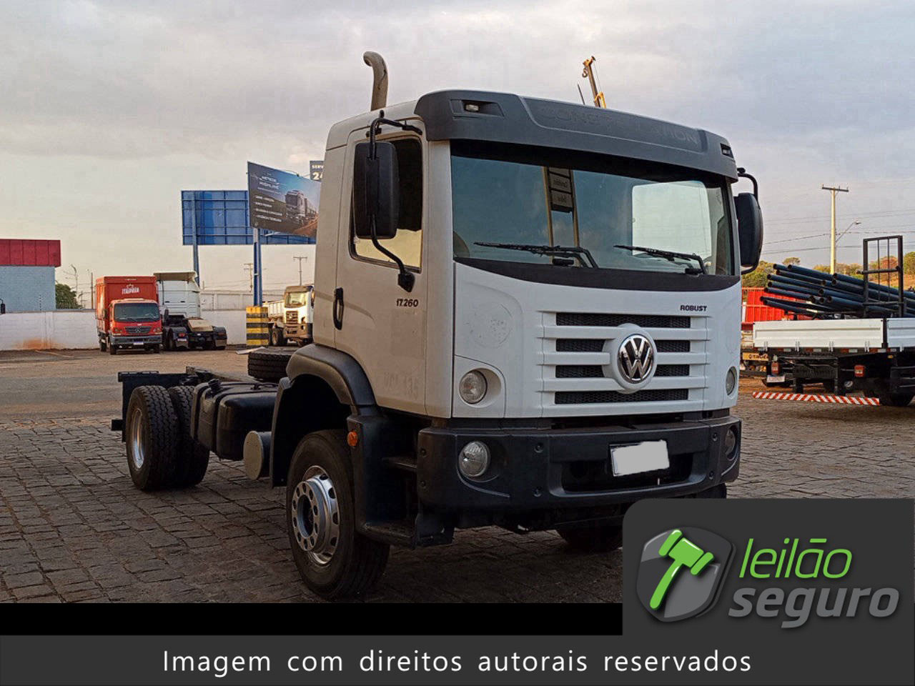 LOTE 121 VOLKSWAGEN 17.260 CRM 4X2 2021/2022