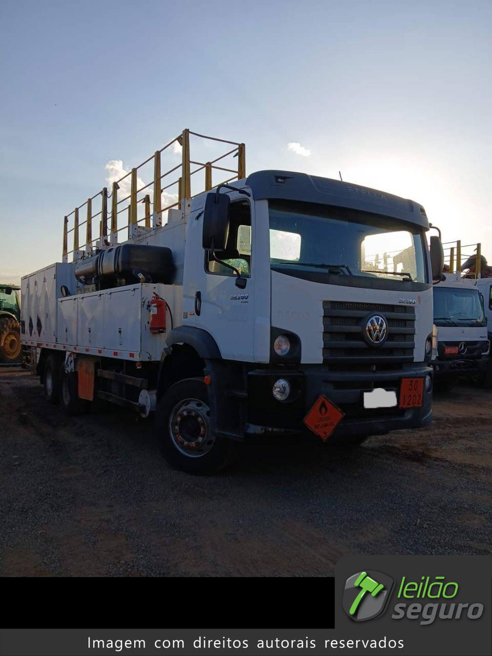 LOTE 141 VOLKSWAGEN 26.280 CRM 6X4 2020/2021