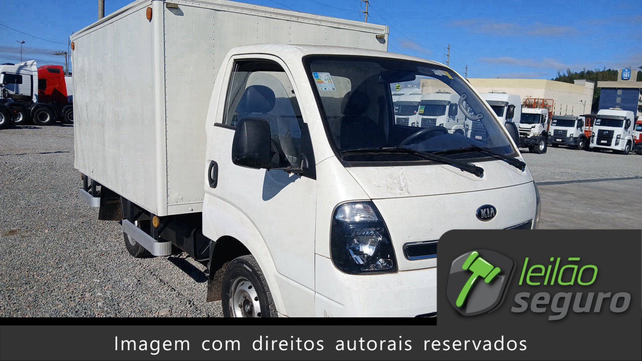 LOTE 013 KIA UK2500 HD SC 3-4 2019/2020