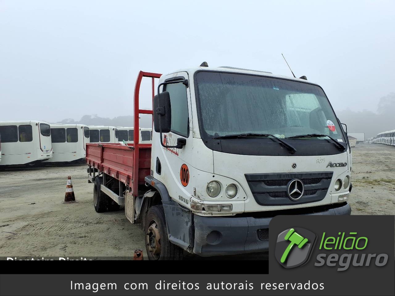 LOTE 005 MERCEDES-BENZ ACCELO 1016 CE 4X2 2022/2022