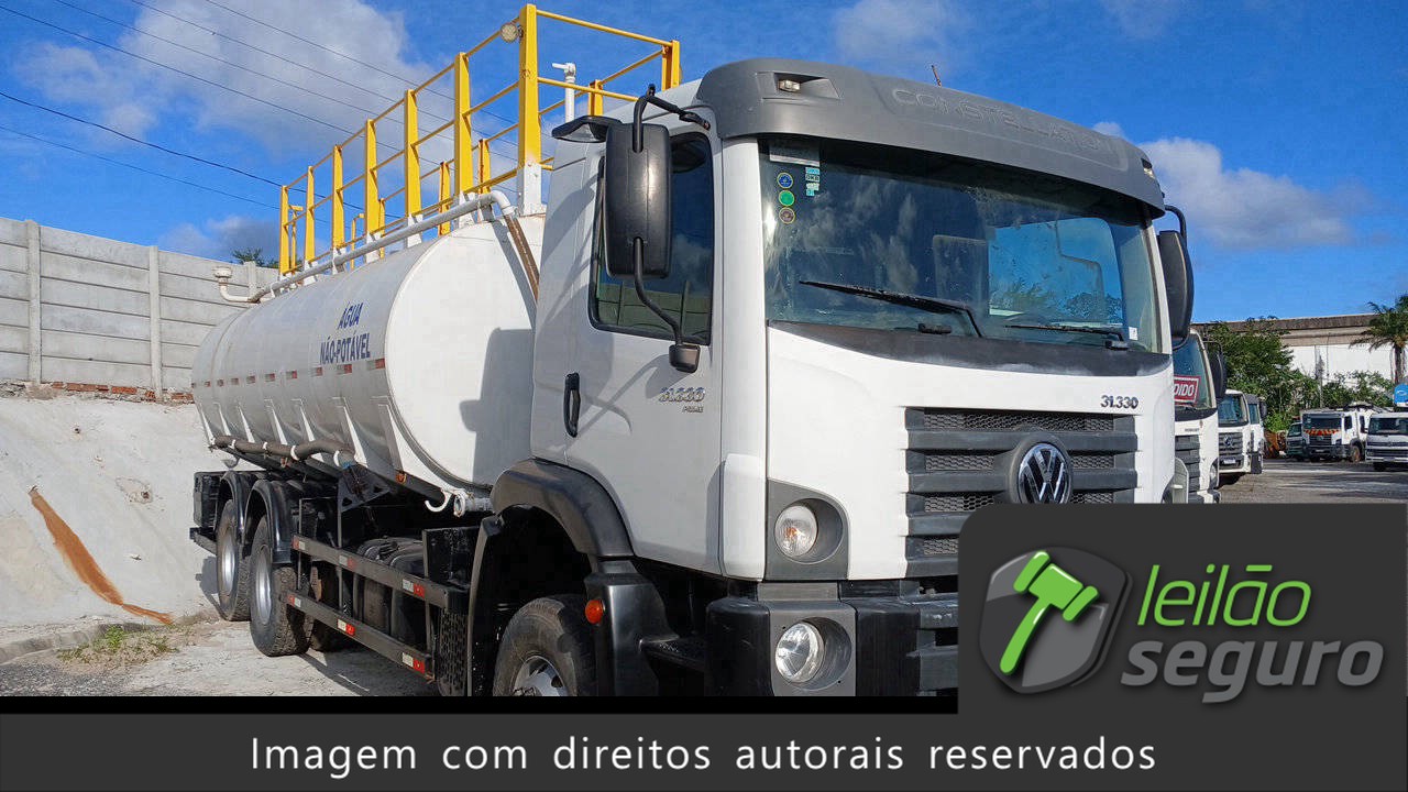 LOTE 008 VOLKSWAGEN 31.330 E CONSTEL. 6X4 2020/2021