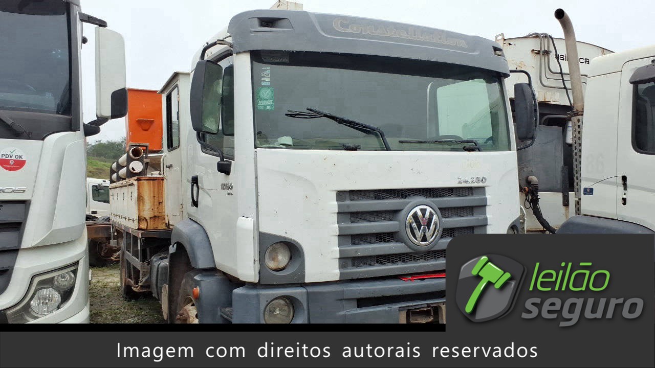 LOTE 011 VOLKSWAGEN 17.190 CRM ROB 4X2 2019/2020