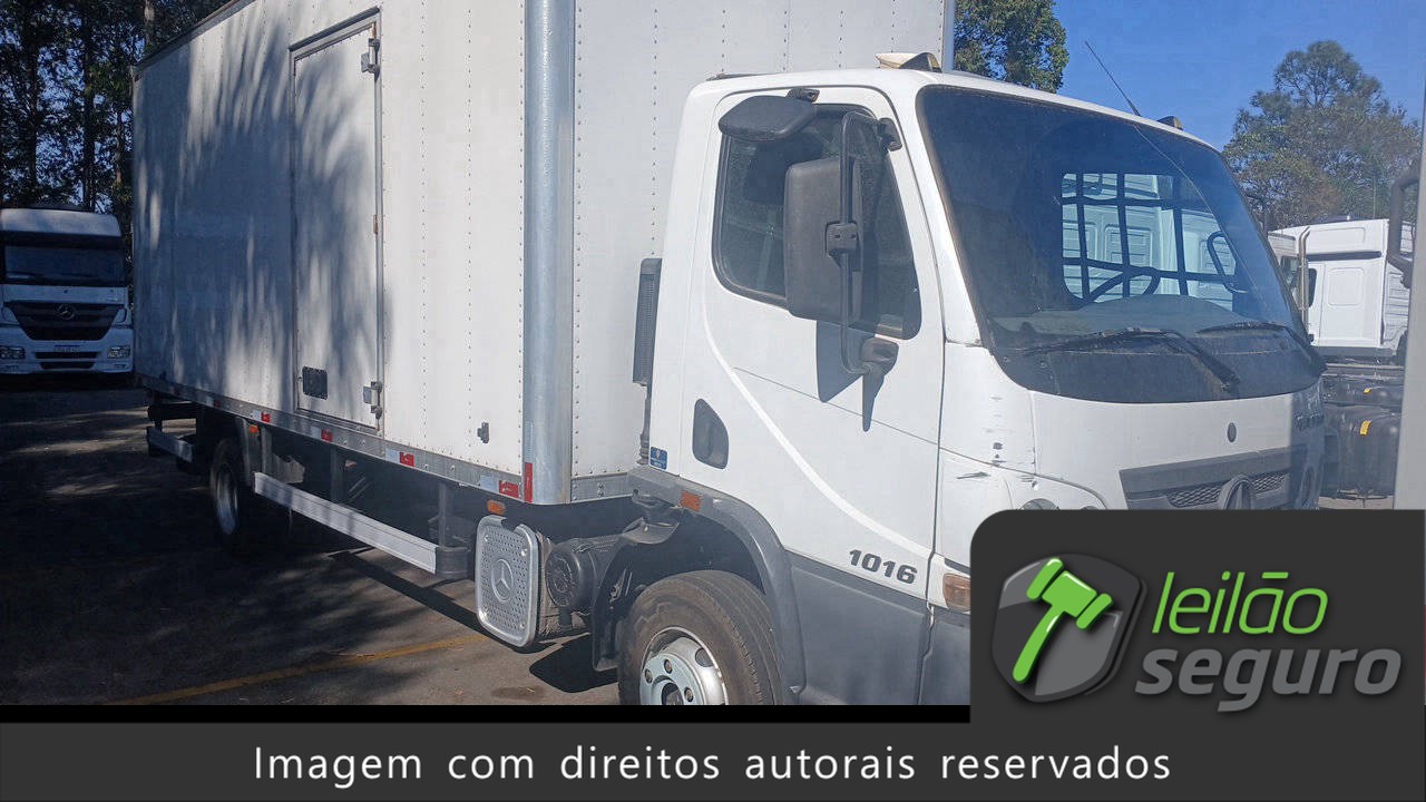 LOTE 008 MERCEDES-BENZ ACCELO 1016 4X2 2021/2021