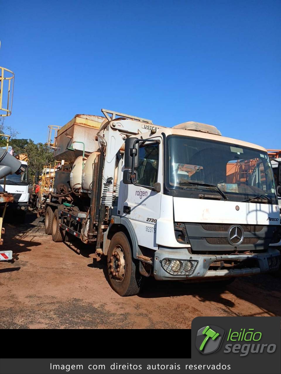 LOTE 016 MERCEDES-BENZ ATEGO 2730 6X4 CE 2017/2018