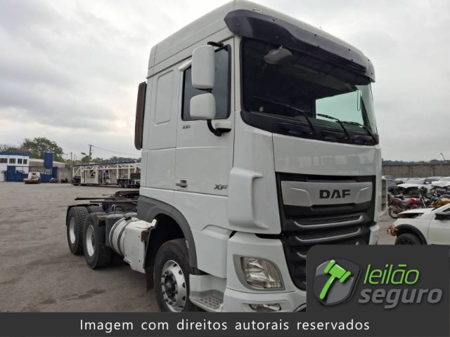 LOTE 1055 DAF XF FTT530 6X4 SPACE CAB HR 2024
