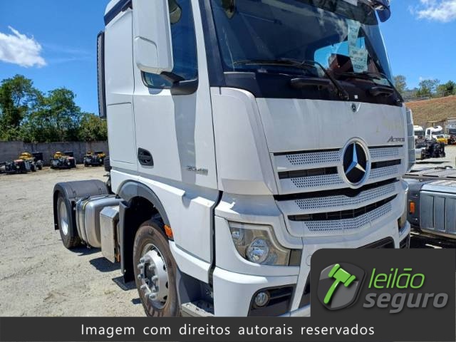 LOTE 1092 MERCEDES-BENZ ACTROS CAVALO MECÂNICO 2025/2025