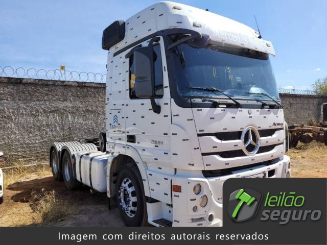 LOTE 1103 MERCEDES-BENZ ACTROS 2651 LS 6X4 2019/2020