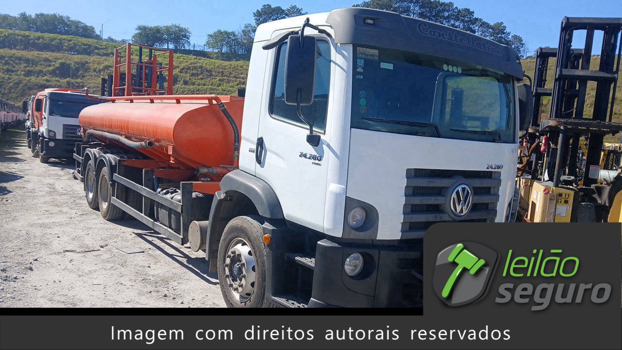 LOTE 011 VOLKSWAGEN 24.280 E CONSTEL. 6X2 2019/2020
