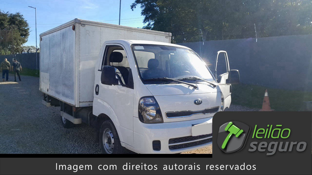 LOTE 014 KIA UK2500 HD SC 3-4 2019/2019